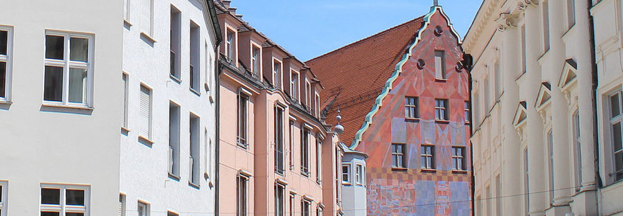 Blick auf das Weberhaus in Augsburg